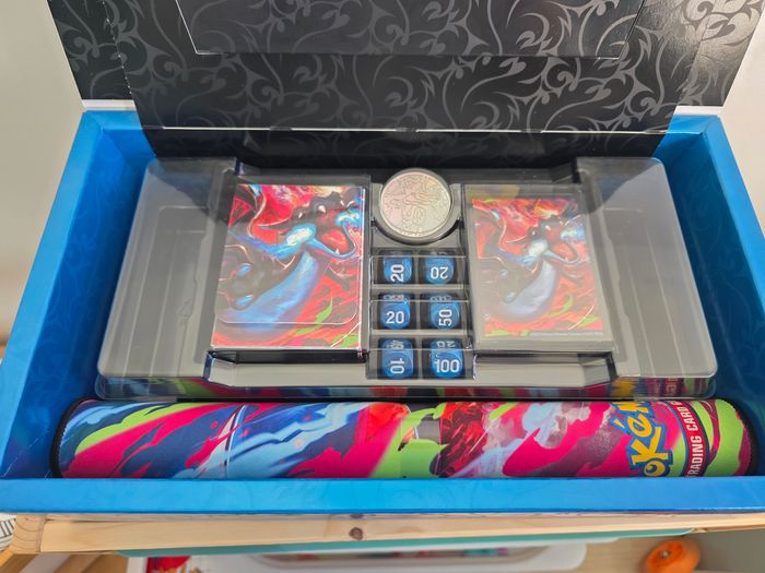 Coffret collection ultra premium dracaufeu ex (sans boosters ni cartes promo) - photo numéro 3