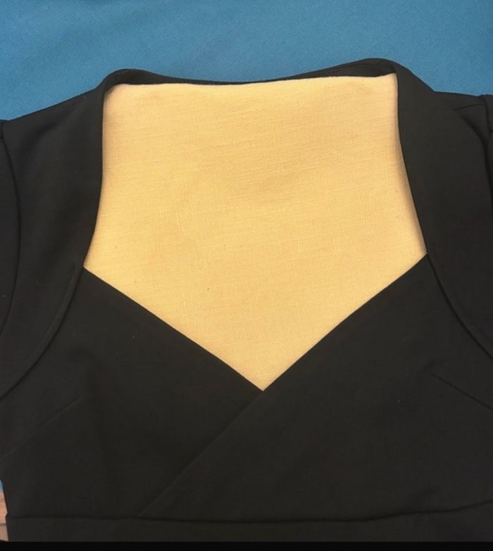 robe courte  noire  l pour un déguisement d’Halloween - photo numéro 9