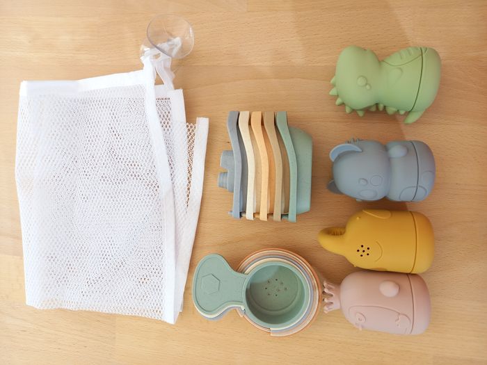 Jouets de bain 🏷 - photo numéro 2