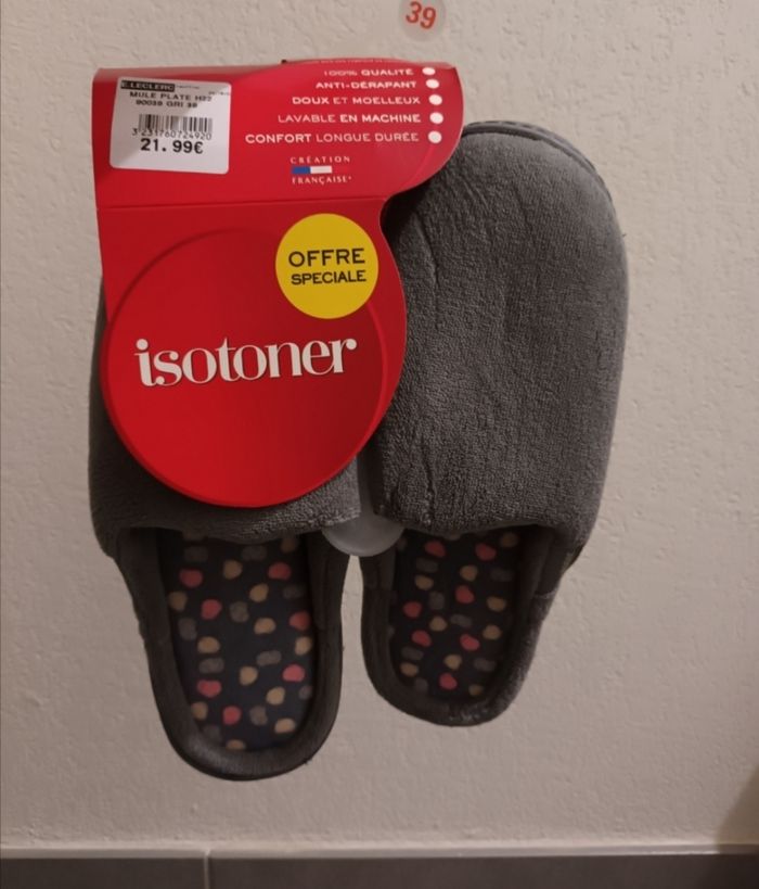 Chausson isotoner neuf