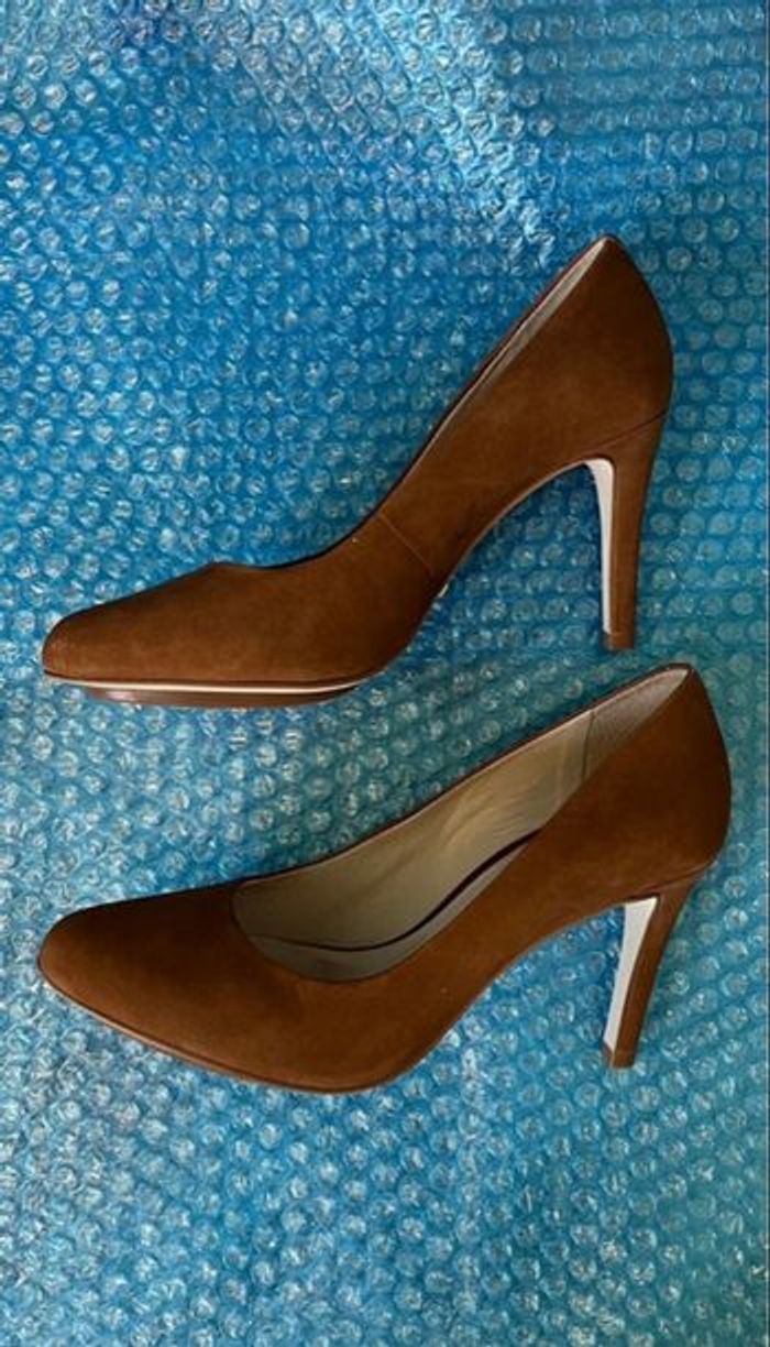 Escarpins couleur camel Minelli pointure 37 - photo numéro 10