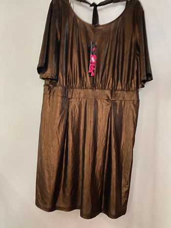 Robe effet cuivré de la laque Bella Vita taille 46 Neuve