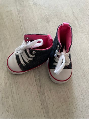 Chaussure souple kiabi 0/3 mois