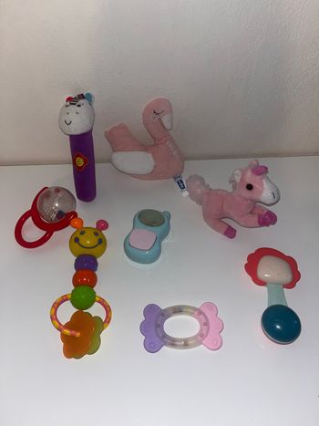 Lot jeu bébé fille