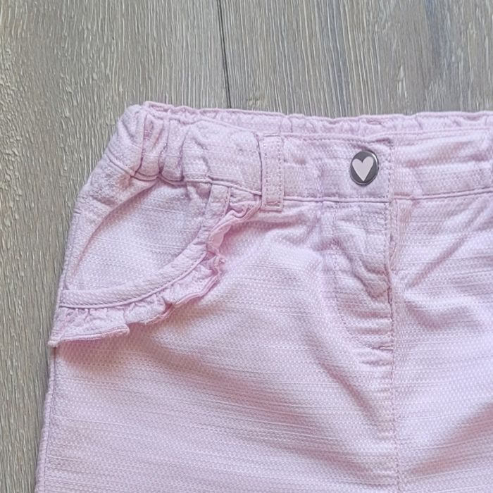 Très joli short rose. Fille 3 ans. Marque Orchestra - photo numéro 2