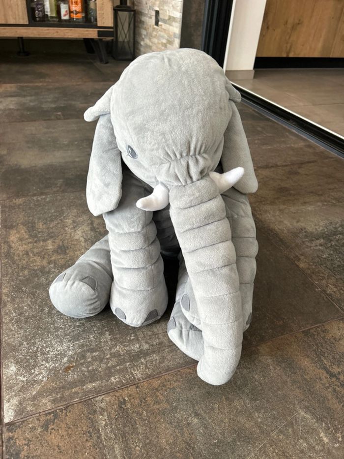 Gros doudou éléphant
