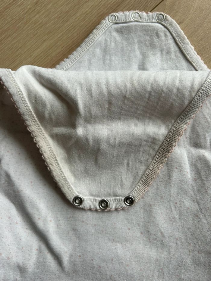 Lot de 5 bodies ML 18 mois - photo numéro 8