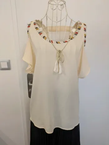 Blouse beige crème fluide légère 38