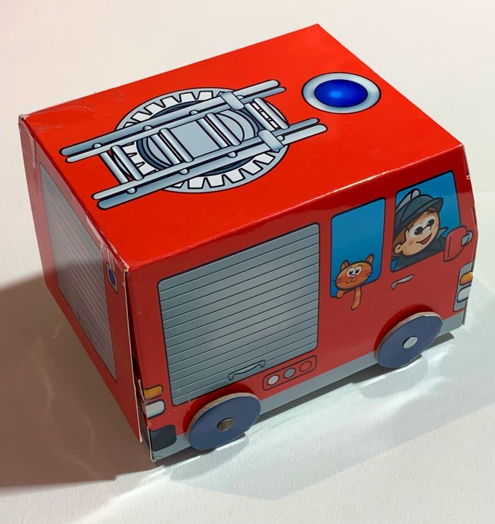 Boîte camion pompiers avec 1 puzzle 24 pièces - photo numéro 2