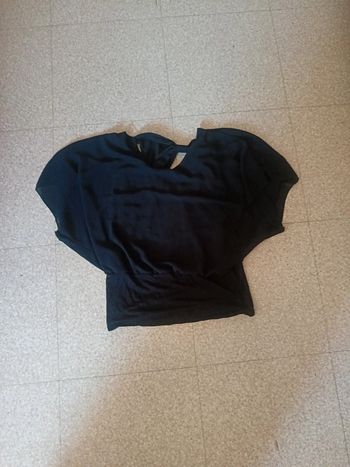 Un haut taille 42
