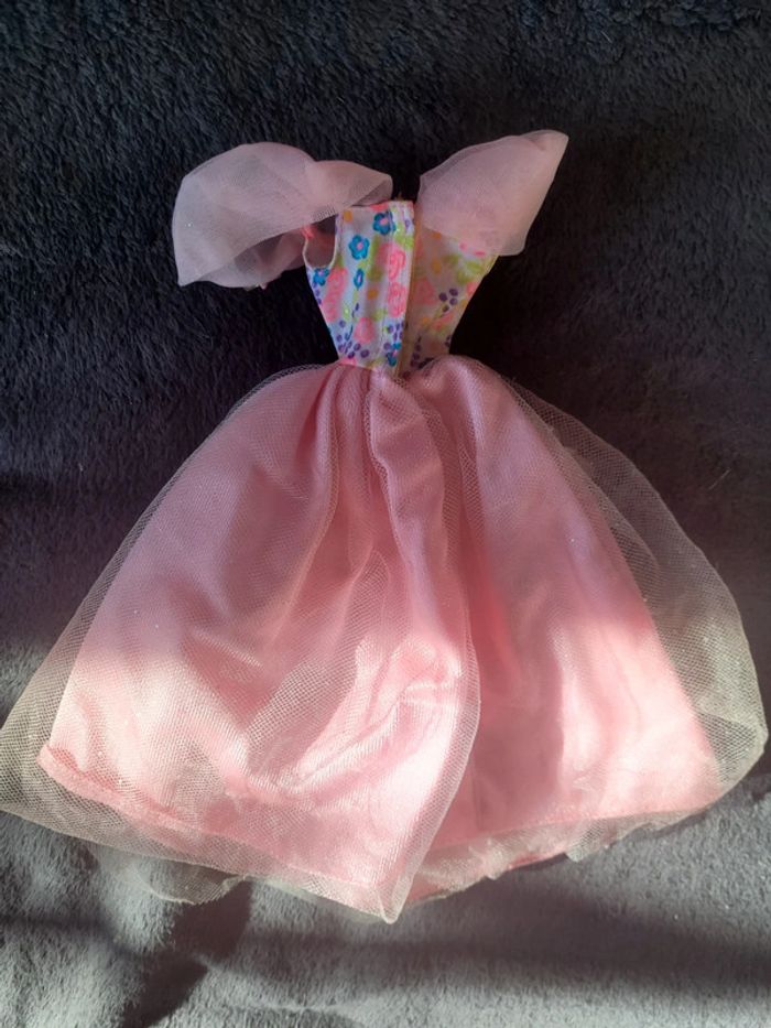 Barbie butterfly en excellent état - photo numéro 16