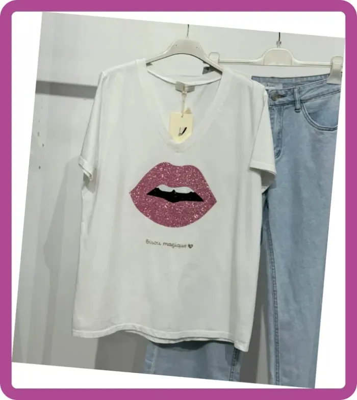 T-Shirt bouche et paillettes, NEUF avec étiquette - photo numéro 6