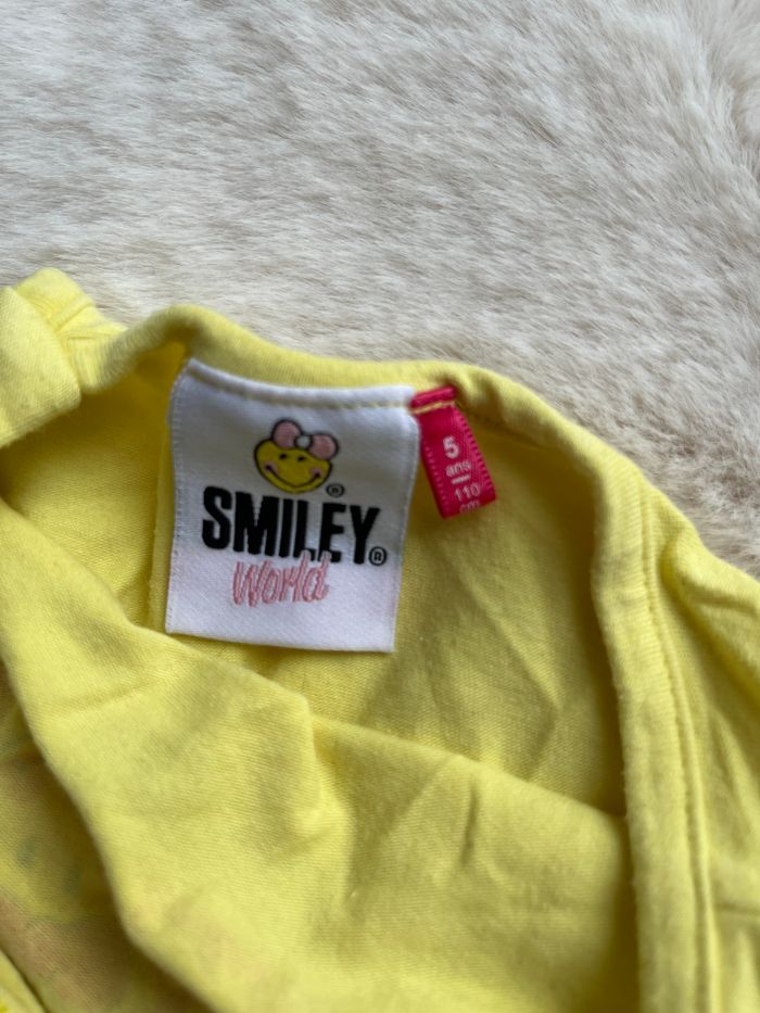 Tee shirt smiley