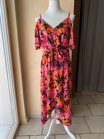 Robe longue rose à fleurs L