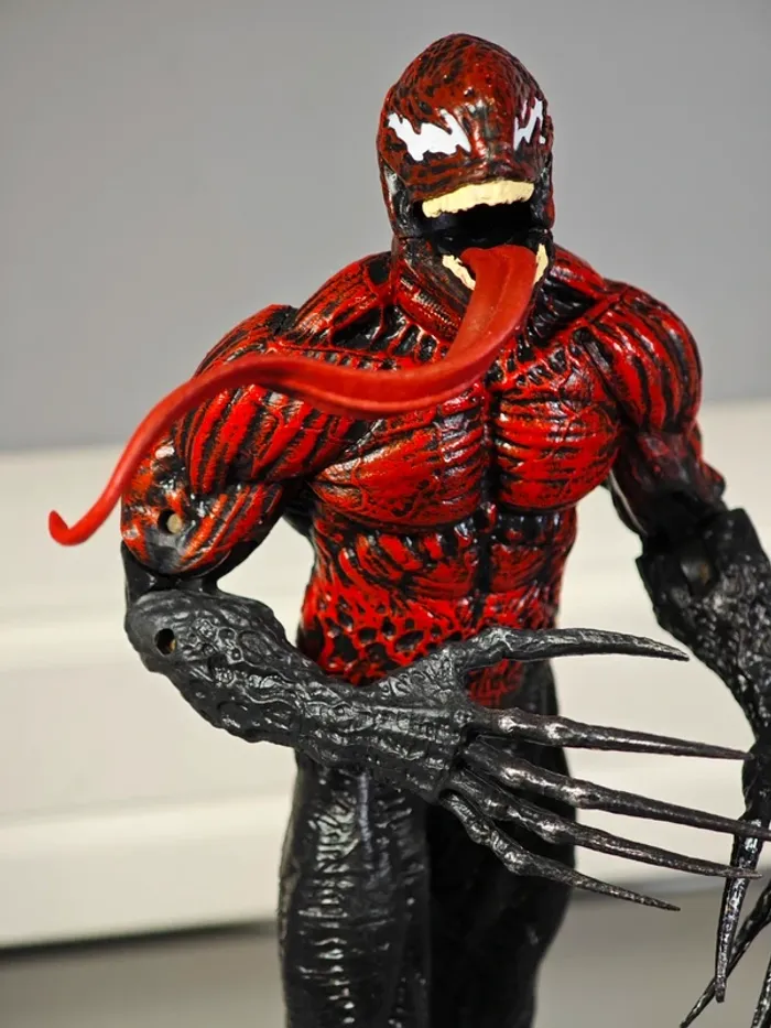Figurine Venom : Carnage 26cm neuve sans boîte / Deux têtes - photo numéro 9