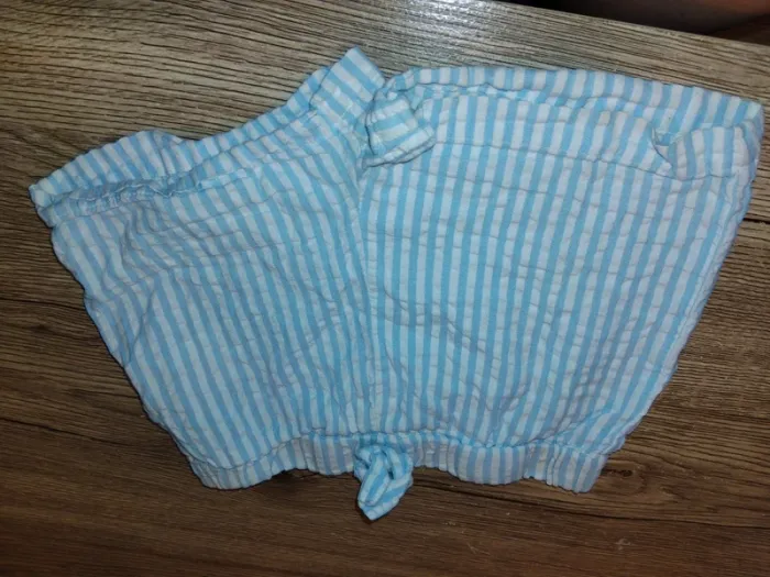 Short boîte a malices