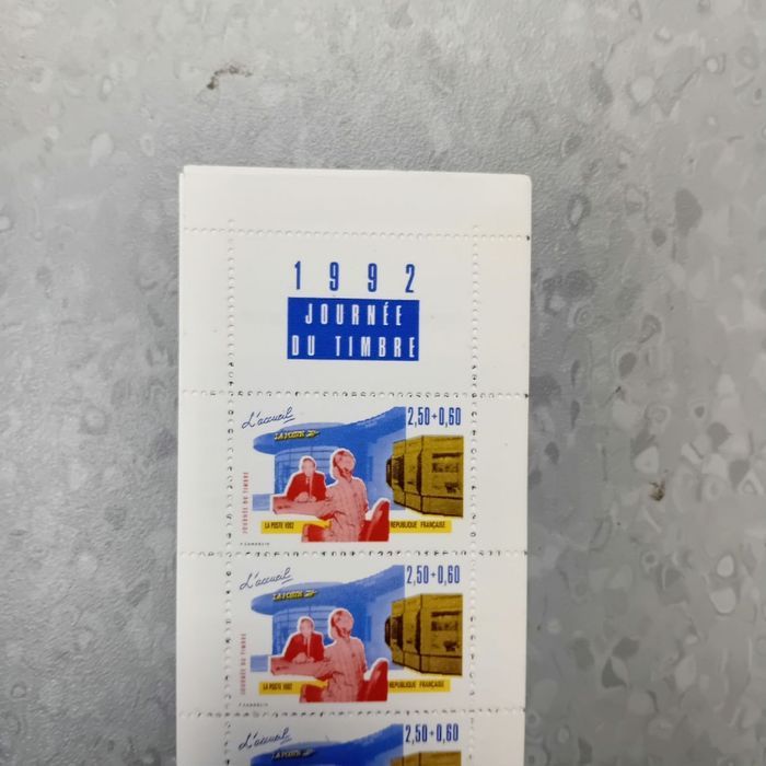 Timbres 1992 - photo numéro 2