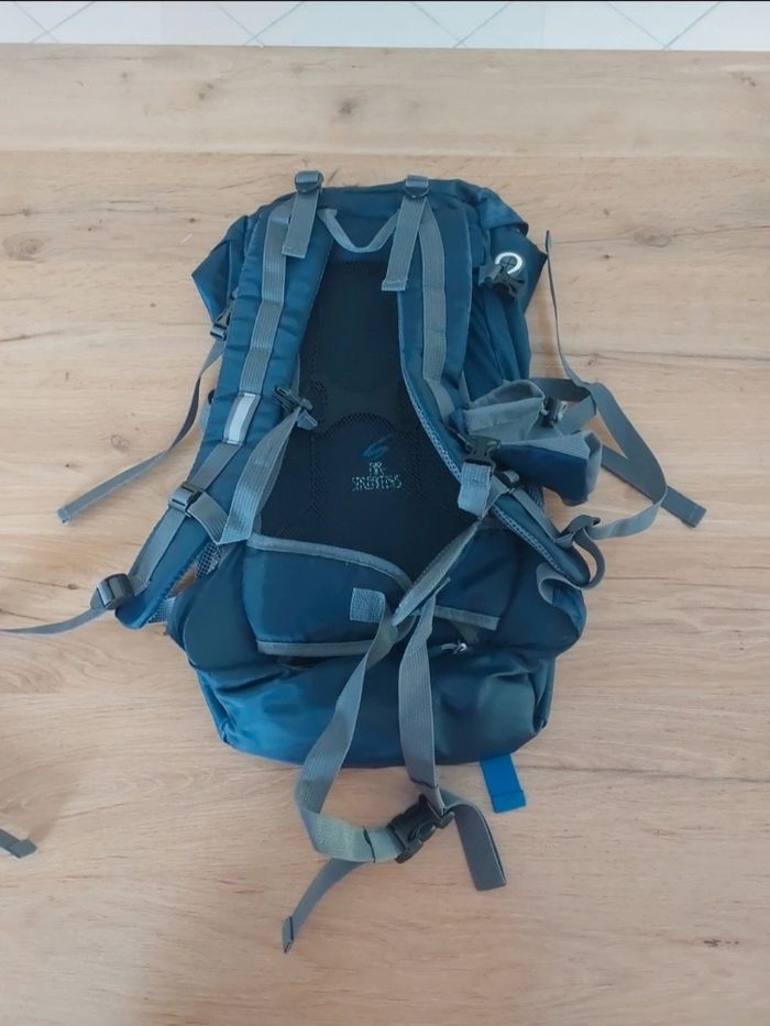 Sac de randonnée. - photo numéro 2