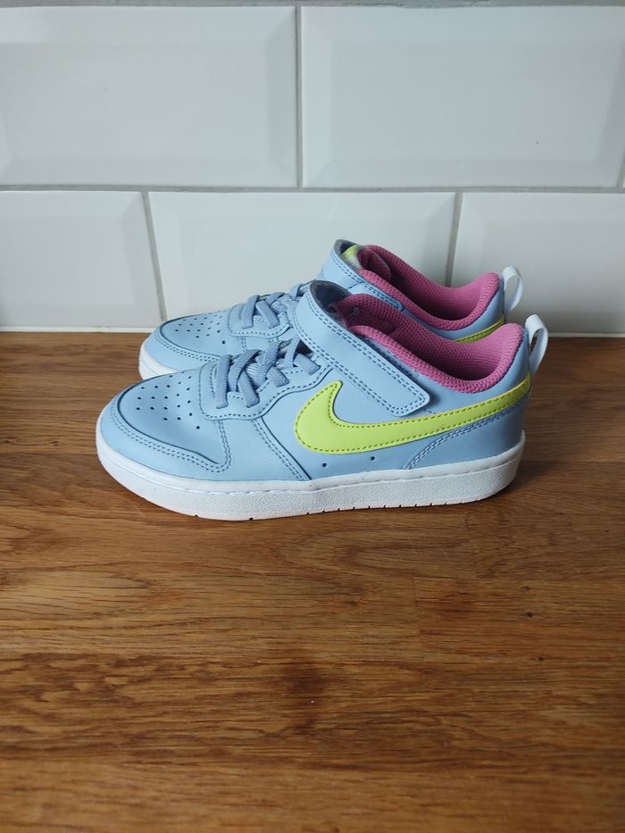Baskets Nike T 31.5 - photo numéro 2