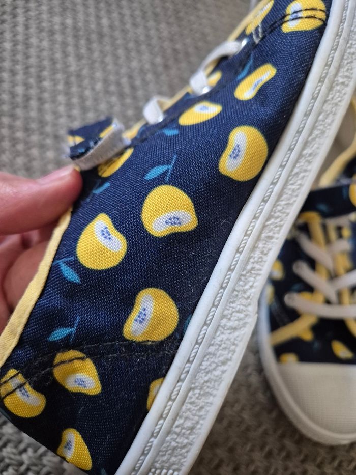 Tennis motifs citrons fille - taille 33 - photo numéro 5