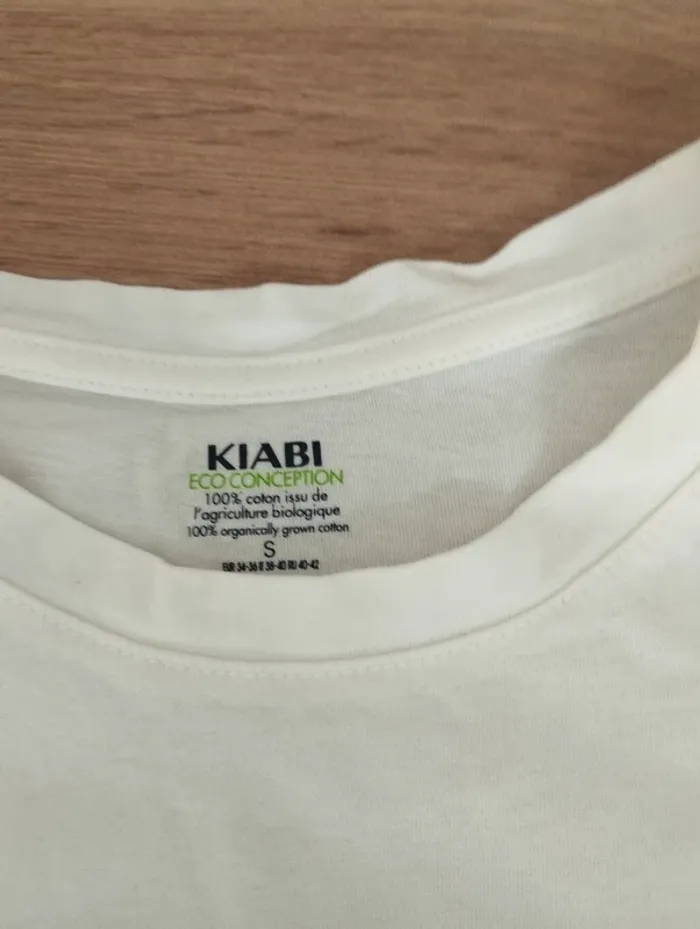 Tee shirt blanc à motif Kiabi 36 - photo numéro 3