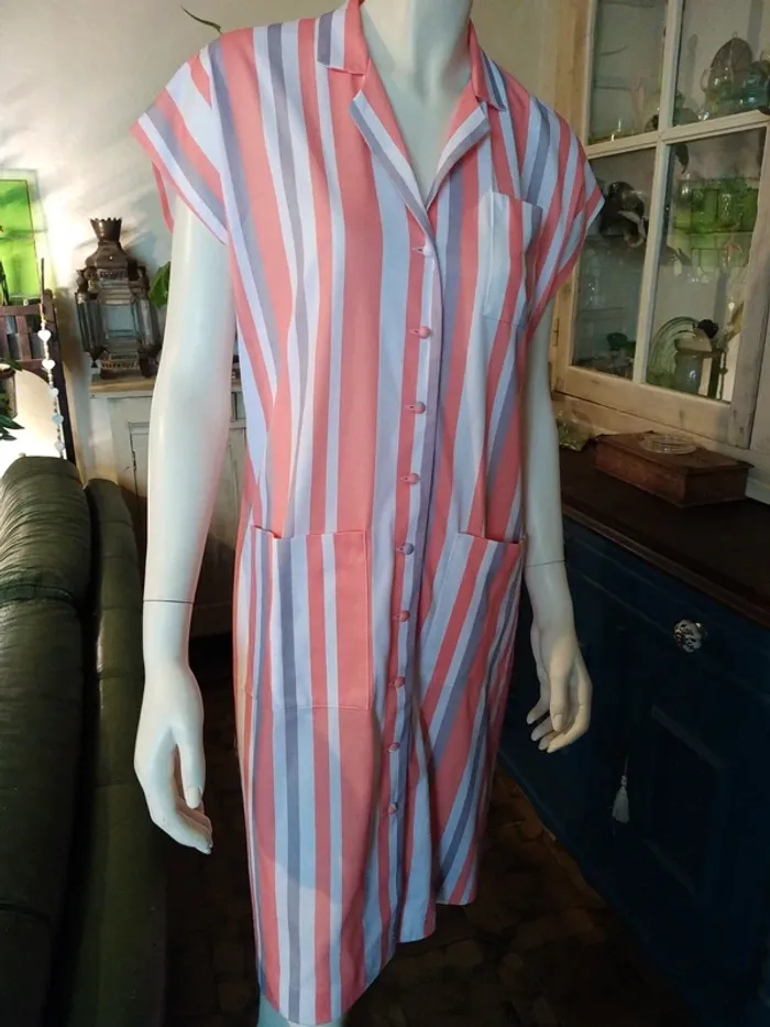 Robe rayée rayures printemps été corail gris vintage bouton