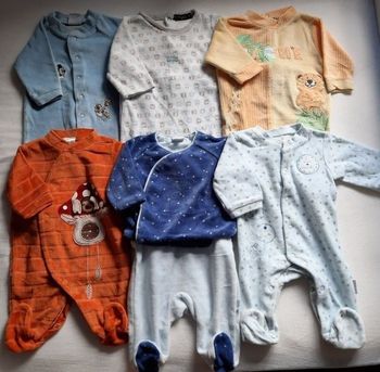 Lot de 6 pyjamas naissance 0-1 mois