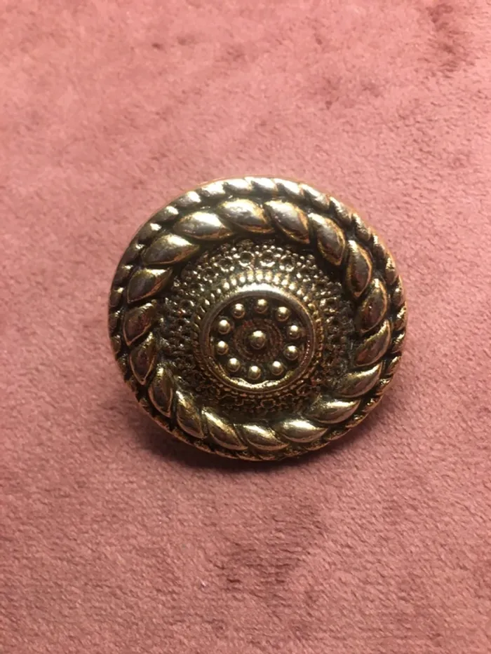 Broche - photo numéro 5