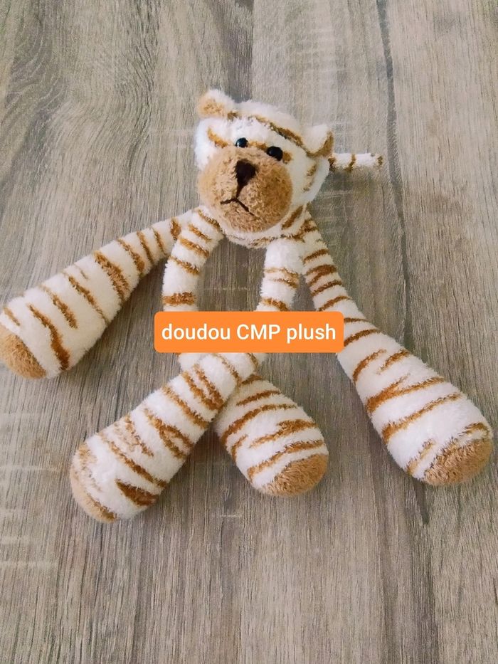 Doudou tigre longues pattes CMP