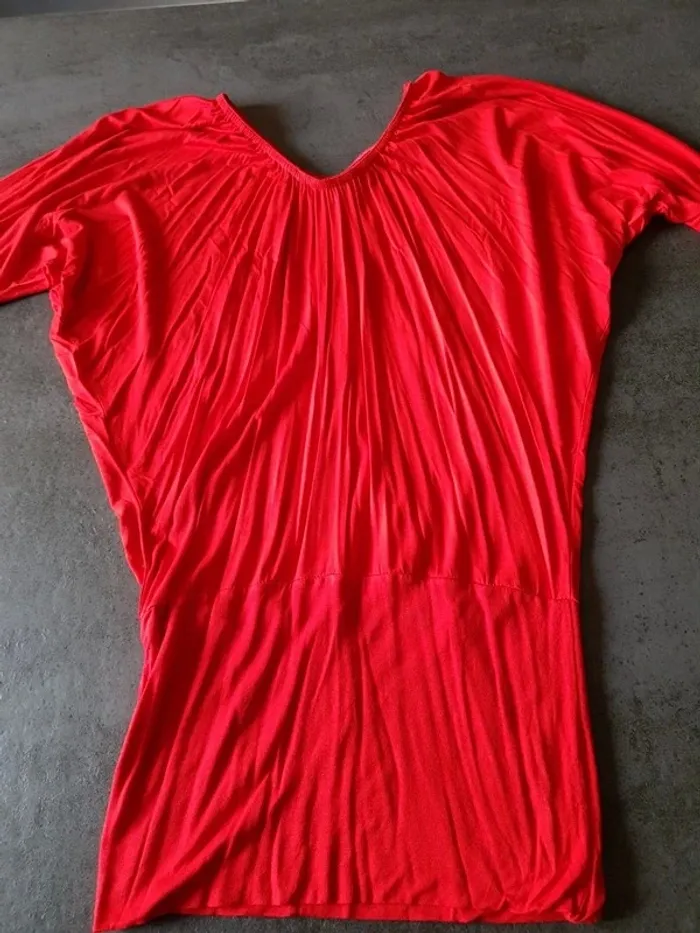 Haut rouge Taille unique - photo numéro 3