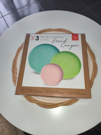 Lot 3 plateaux en métal