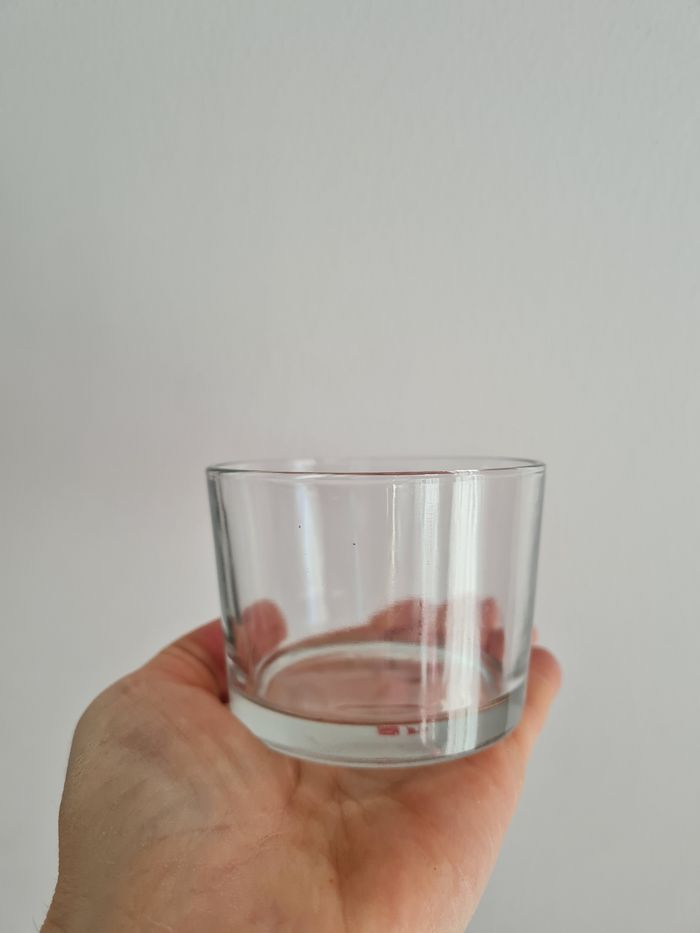 Deux photophores en verre