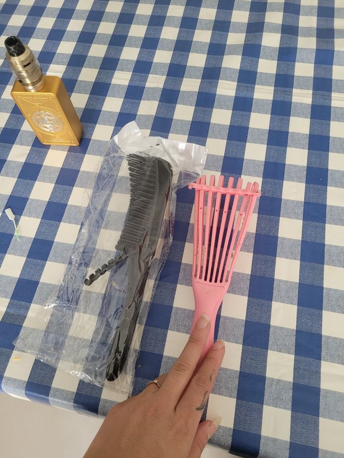 Brosse cheveux - photo numéro 2