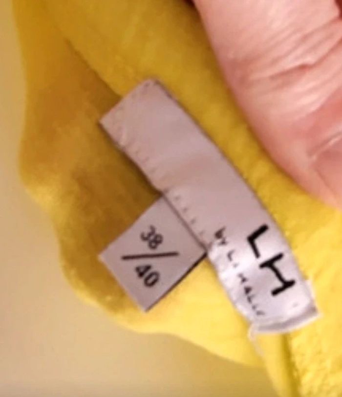 Robe de plage jaune avec taille ajustable. M38/L40. État neuf 🥰 - photo numéro 4