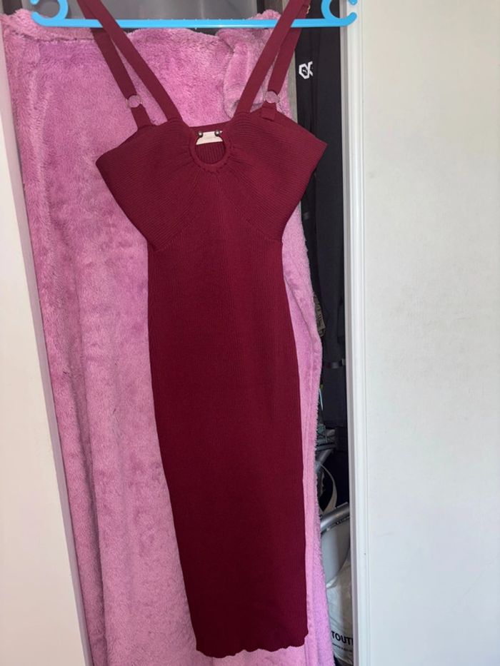 Robes rouge bordeau moulante