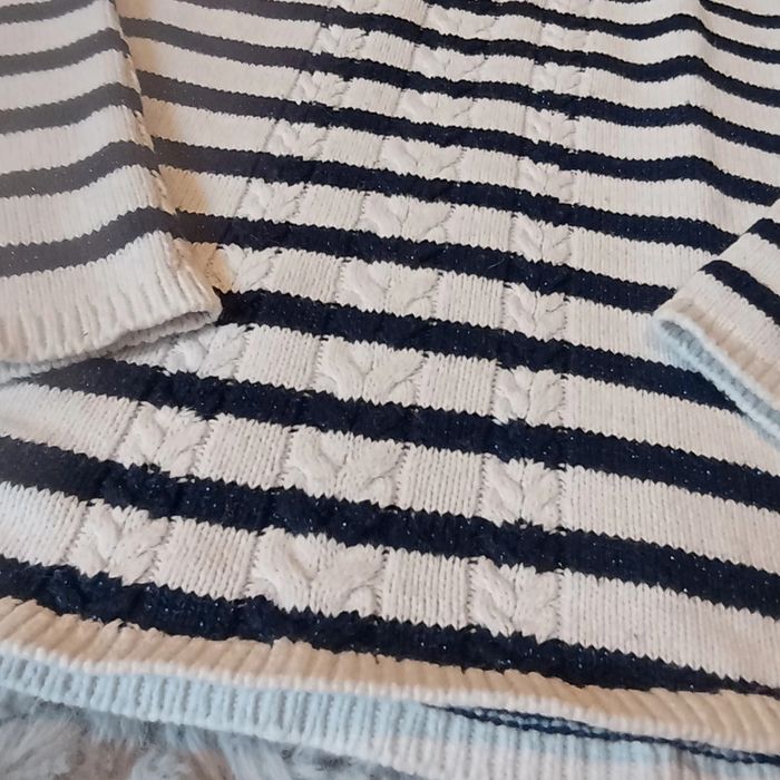 Joli pull chaud style marinière pailleté 14 ans 🌹 Okaïdi 🌹 très bon état - photo numéro 2