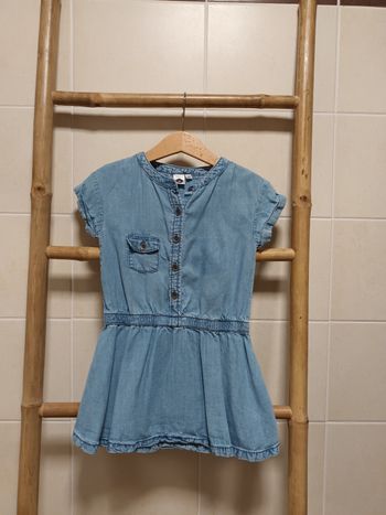 Jolie robe en jean fluide Z 3 ans