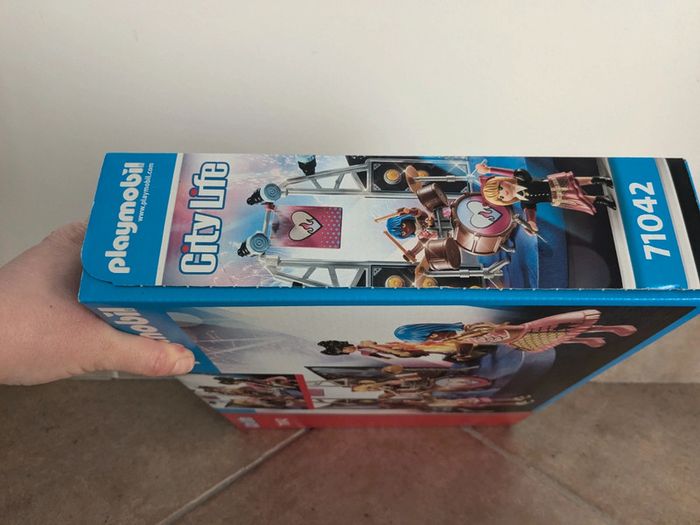 Playmobil 71042 - photo numéro 5