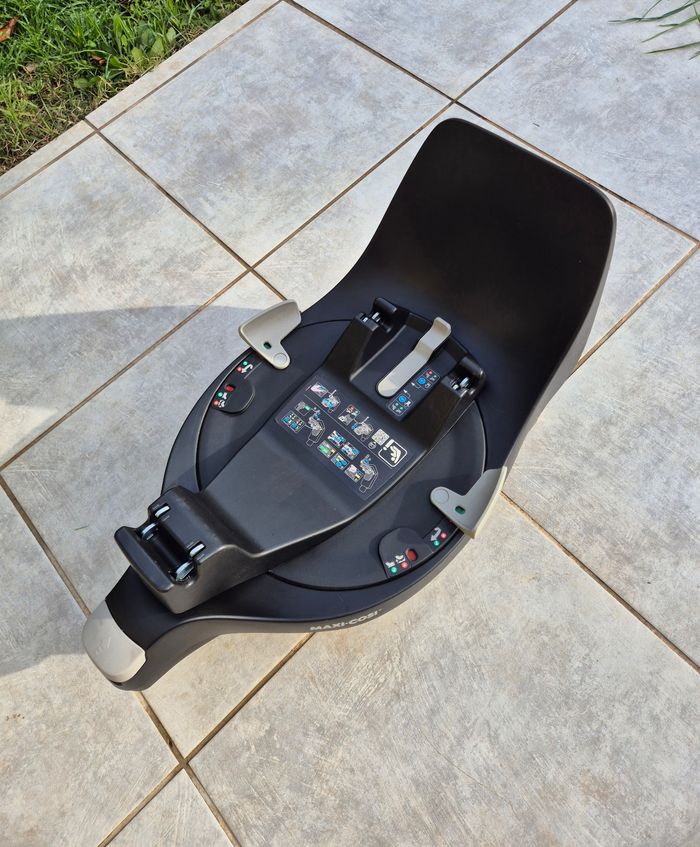 Base isofix 360 + siège auto Maxi Cosi + miroir - photo numéro 3