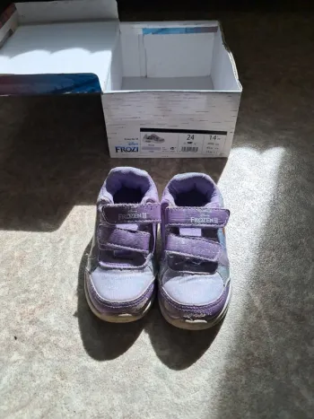 Chaussure taille 24