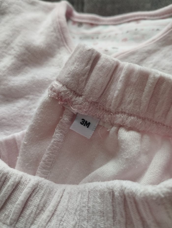 Pyjama 2 pièces 3 mois - photo numéro 2
