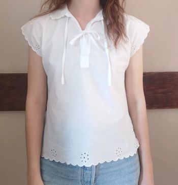 Blouse dentelle anglaise nœuds
