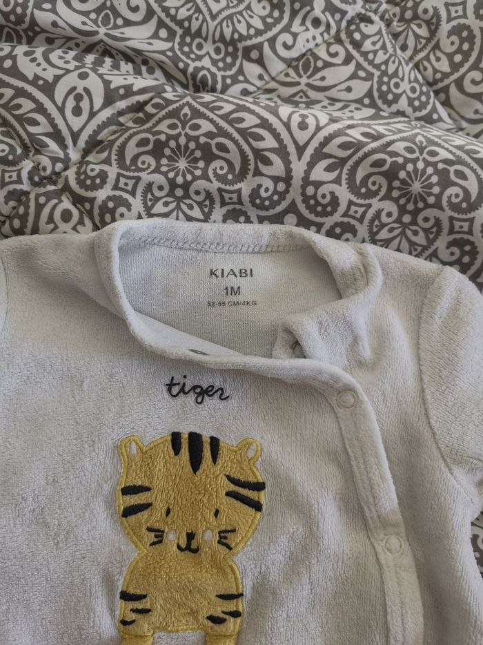 Pyjama 1 mois - photo numéro 2