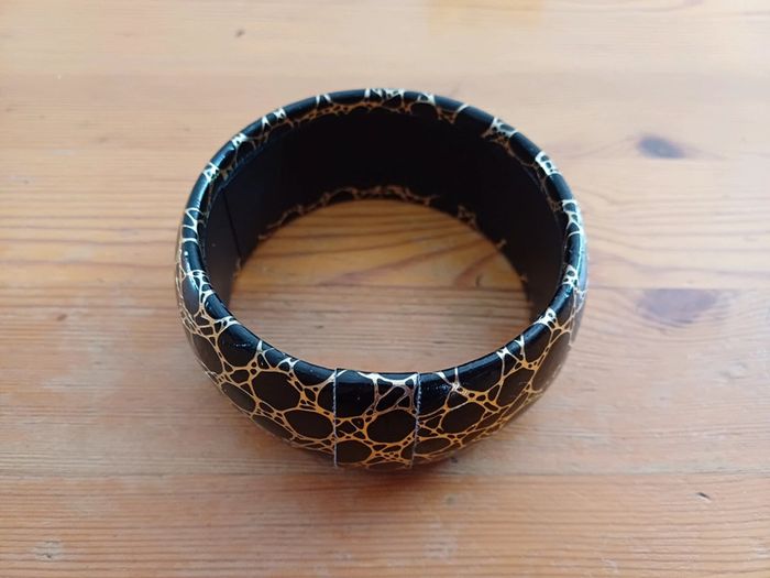 Bracelet noir et doré - photo numéro 2
