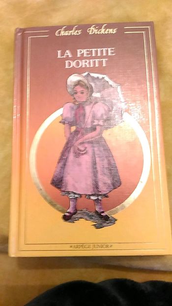 Livre la petite doritt Charles dickens