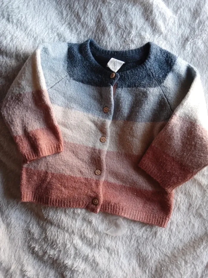 Gilet bébé fille - photo numéro 2