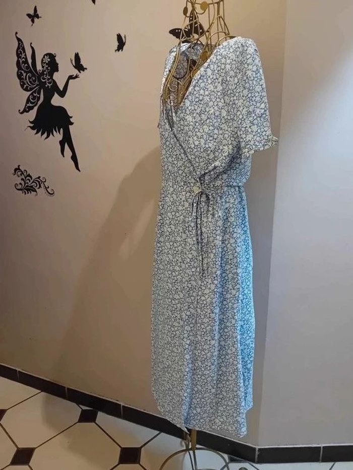 Robe portefeuille fleurie - photo numéro 3