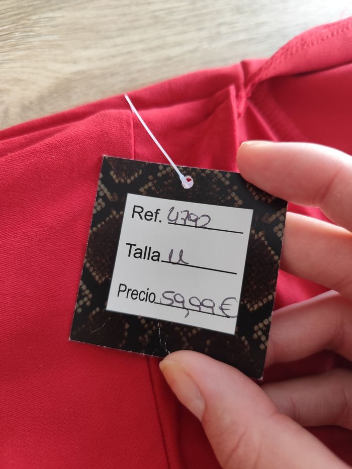 Robe échancrée rouge - photo numéro 6