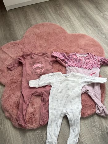 Lot 3 pyjama 1 pièce avec pied bébé fille 3 mois