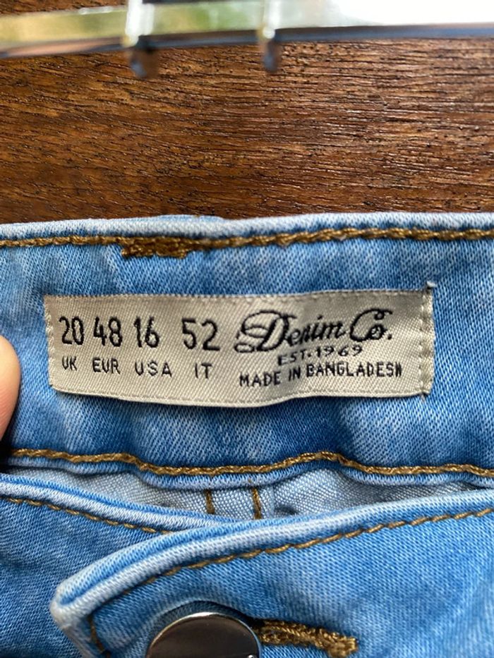 Jeans bleu clair - photo numéro 2